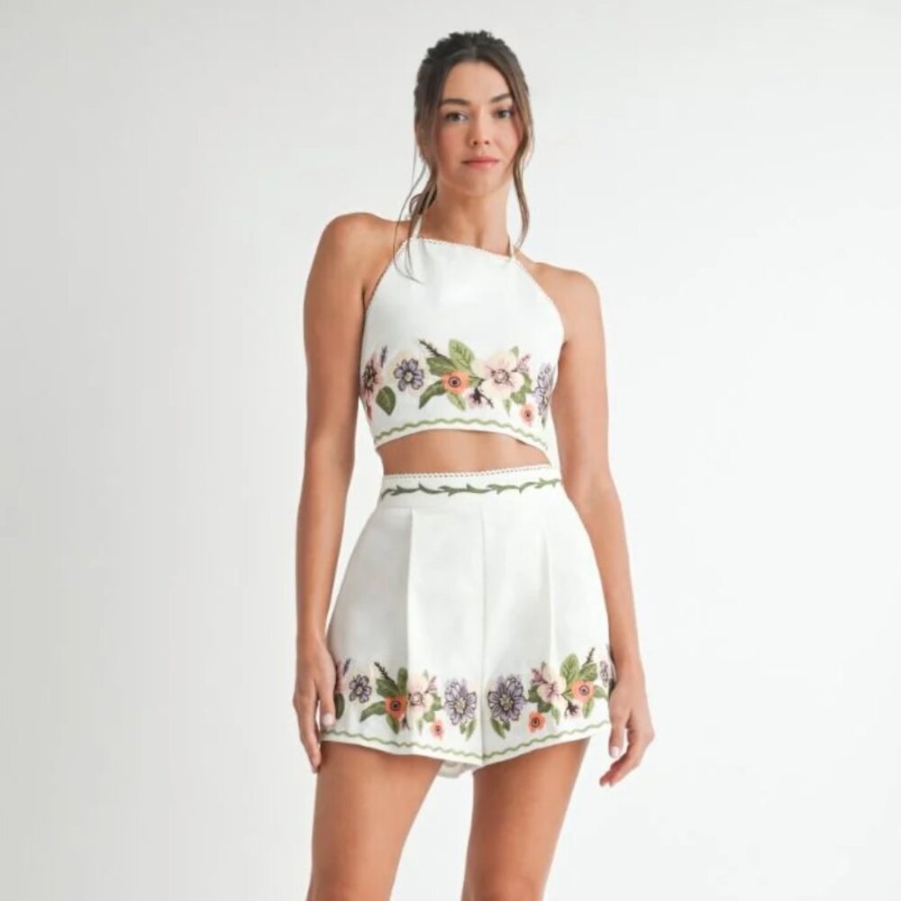 NWT Boho Embroidered Halter Floral Linen Short Set in White by Endless Blu (S/M)